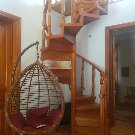 Hotel Shaumiani Кутаиси Екстериор снимка