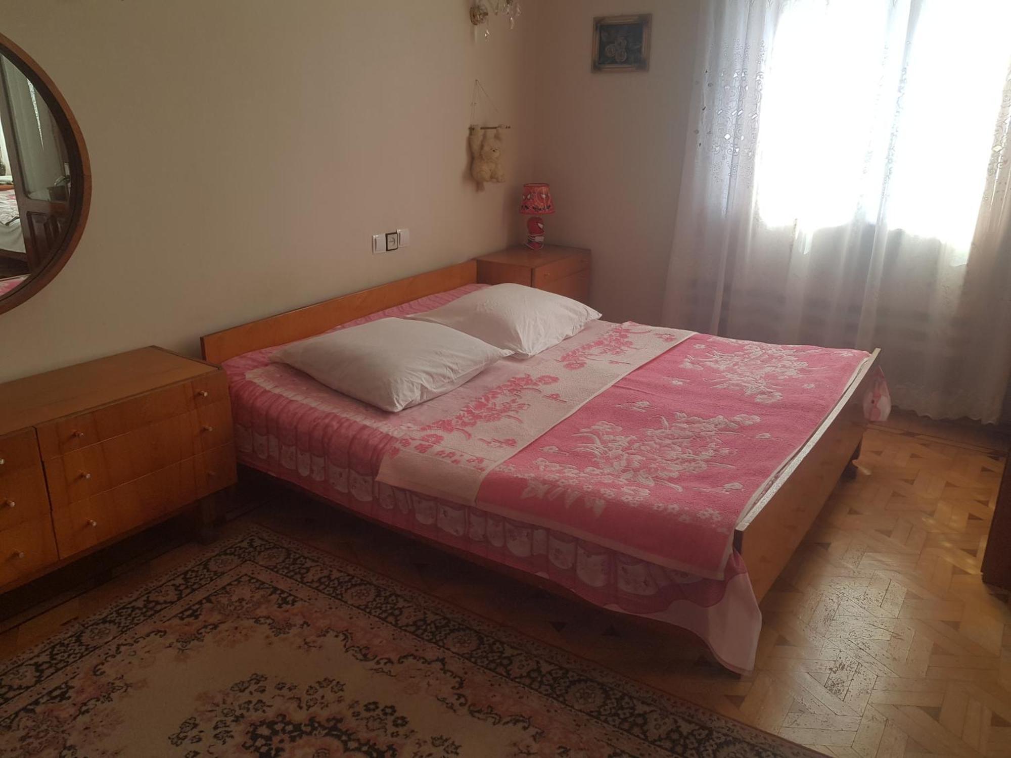 Hotel Shaumiani Кутаиси Екстериор снимка