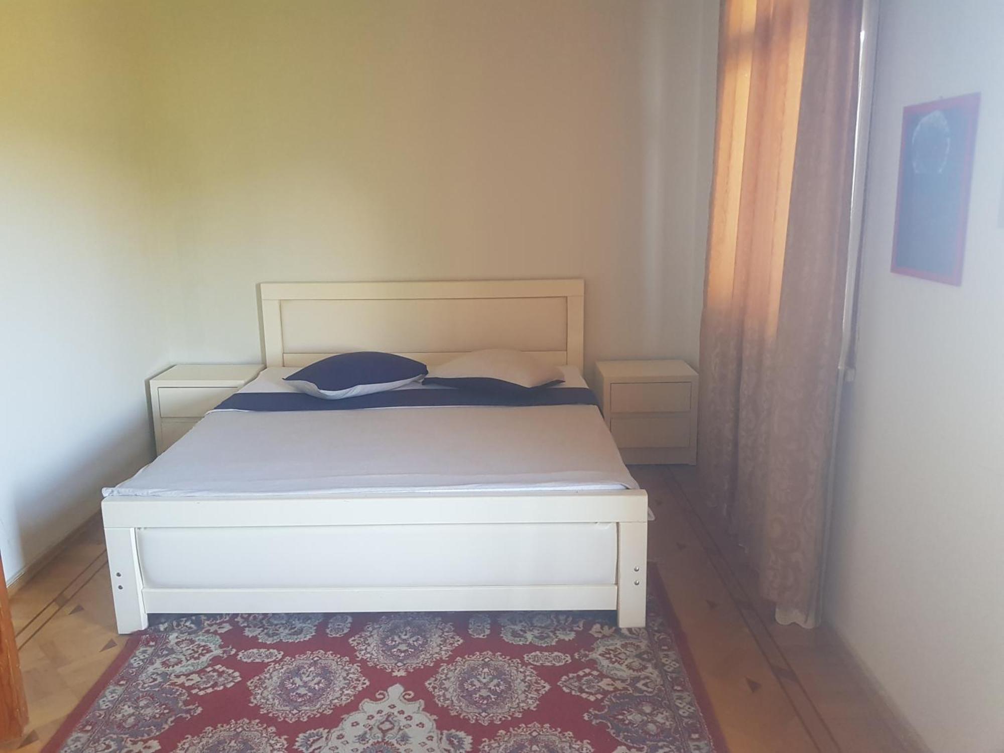 Hotel Shaumiani Кутаиси Екстериор снимка
